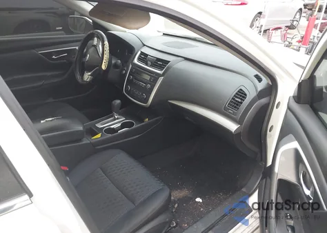 2016 Nissan Altima 2.5 из США, поврежденный, VIN 1N4AL3AP4GC224590